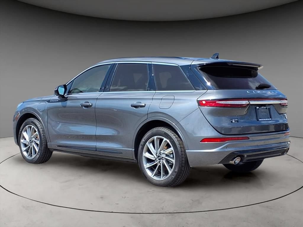 New 2025 Lincoln Corsair Grand Touring w/ Equipment Group 302A AWD/4WD image 3