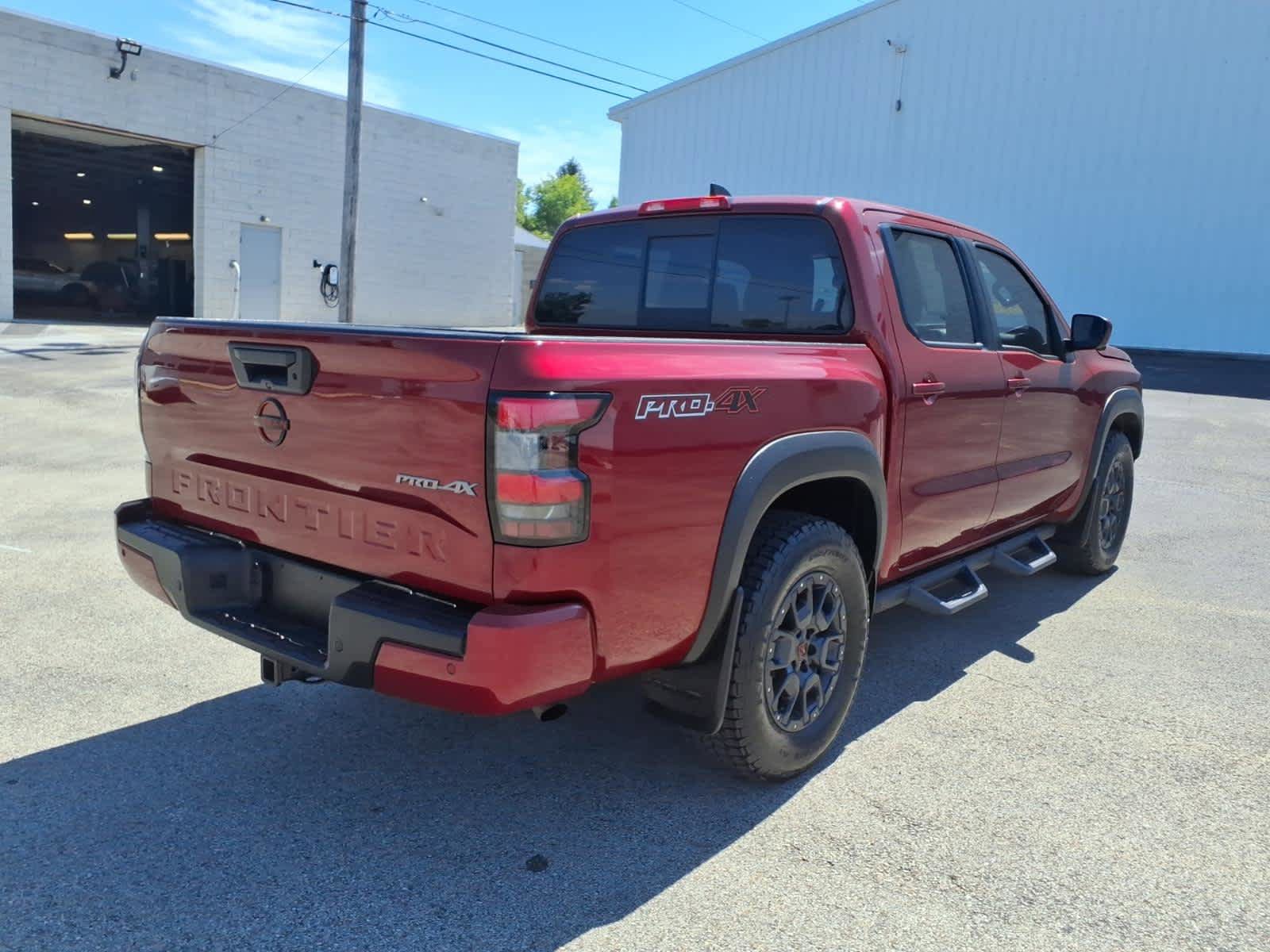 Used 2022 Nissan Frontier PRO-4X w/ Pro-4X Premium Package AWD/4WD image 8