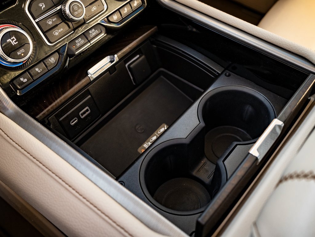 Used 2021 GMC Yukon XL Denali image 34