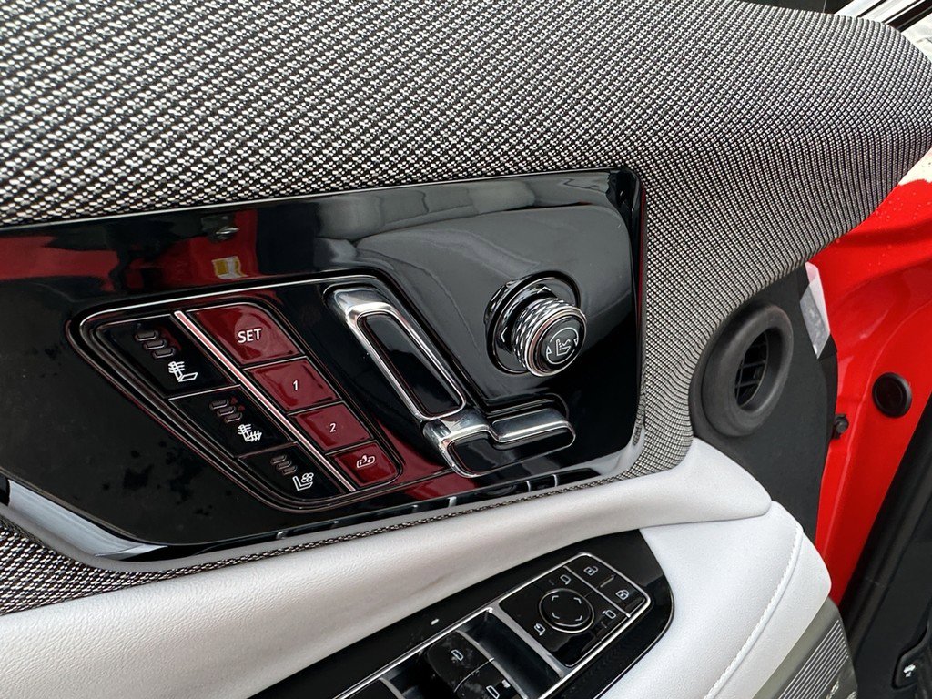 New 2026 Cadillac Optiq Sport 2 image 17