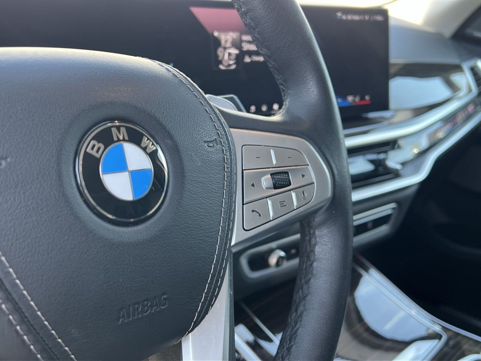 Used 2026 BMW X7 xDrive40i AWD/4WD image 29