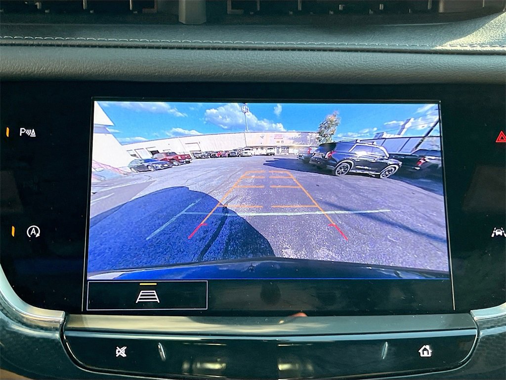 Used 2025 Cadillac XT6 Sport image 14