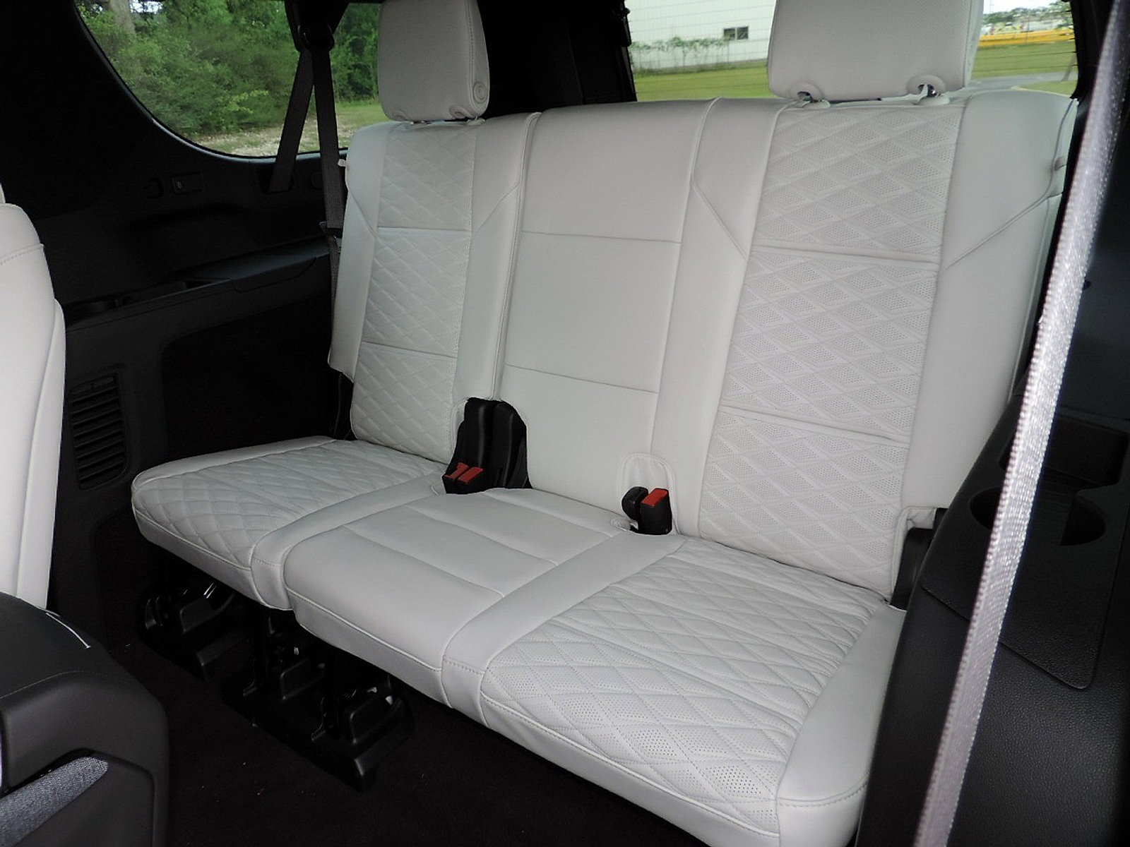 New 2026 Cadillac Escalade ESV Platinum Sport AWD/4WD image 21