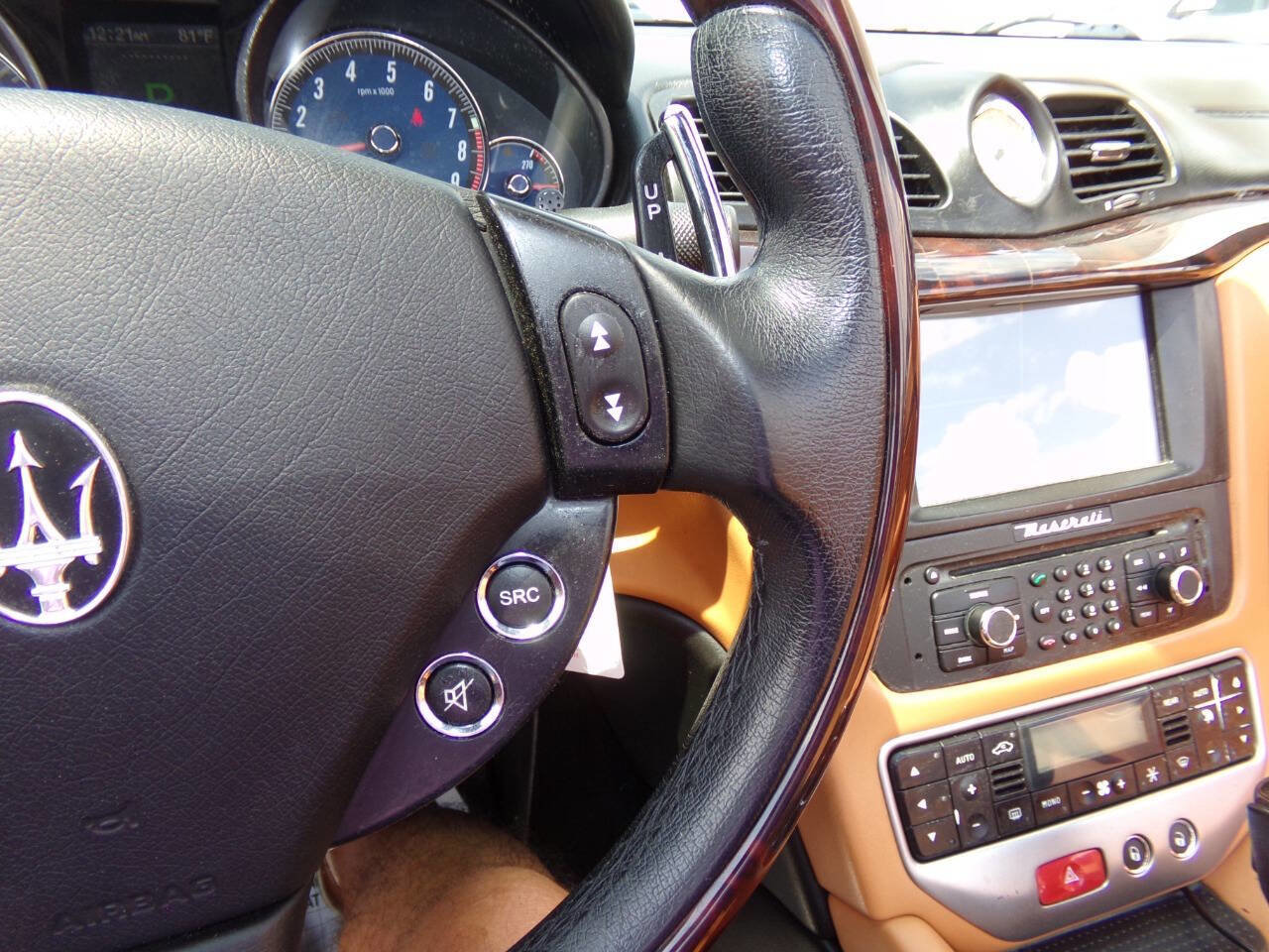 Used 2015 Maserati GranTurismo Base 2dr Convertible image 80