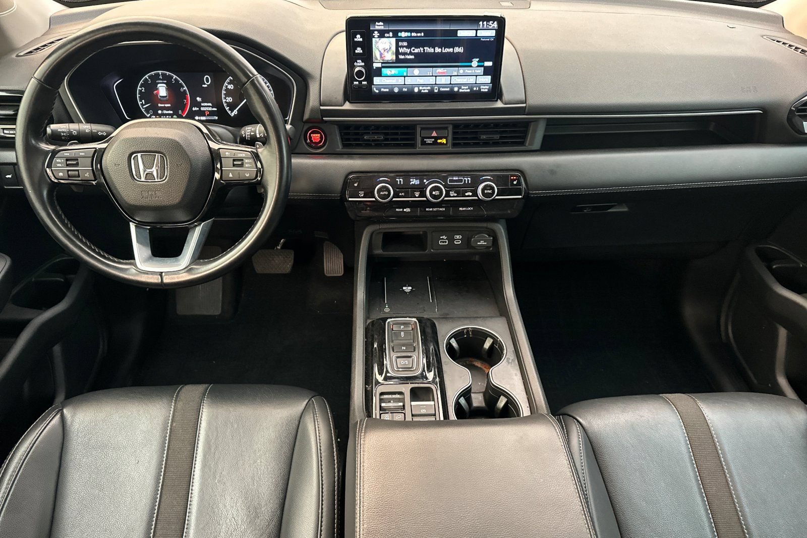 Used 2025 Honda Pilot EX-L image 12