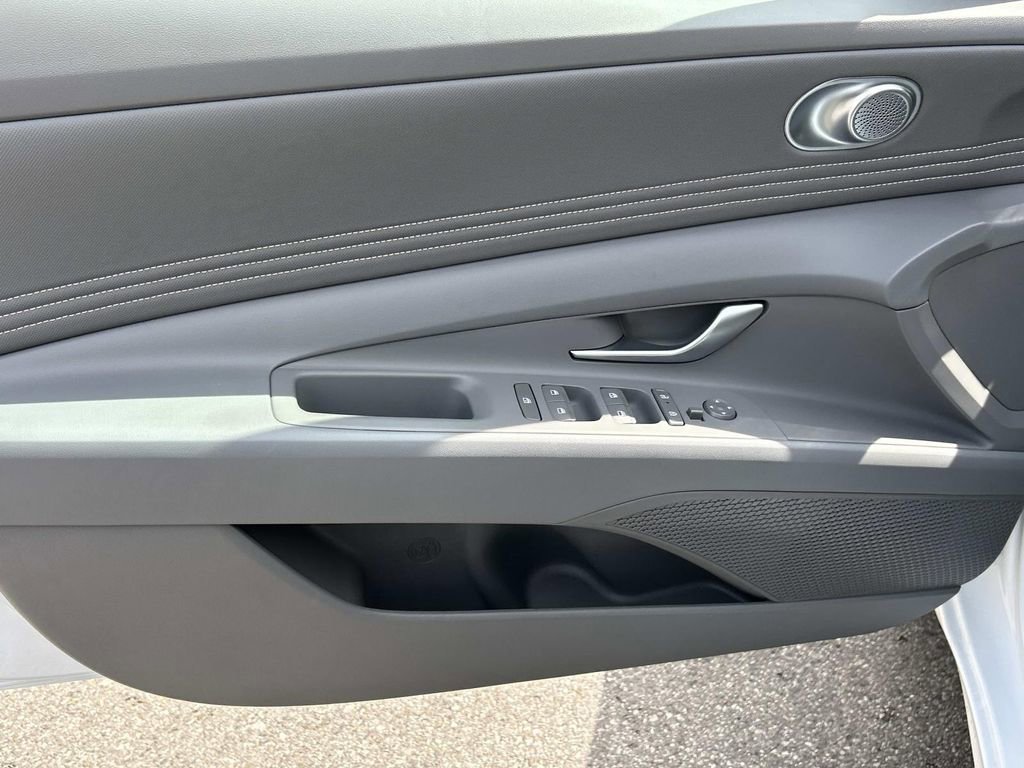 New 2026 Hyundai Elantra Sport image 15