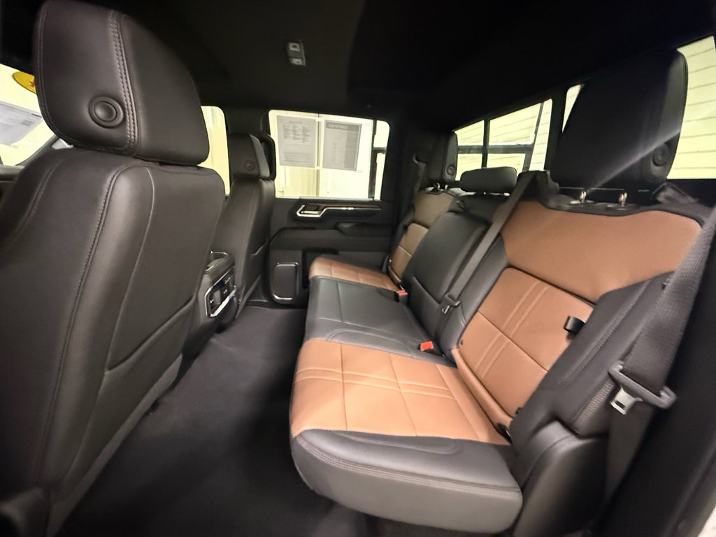 Certified 2024 Chevrolet Silverado 2500 High Country AWD/4WD image 18