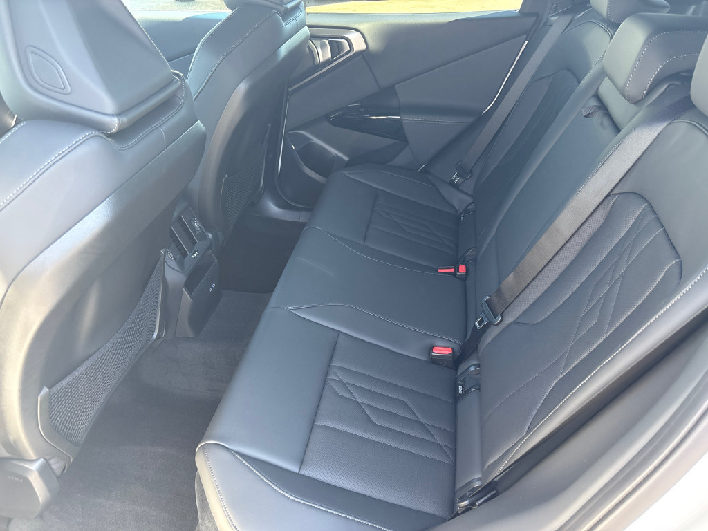 New 2026 BMW X3 xDrive30i w/ M Sport Package AWD/4WD image 17