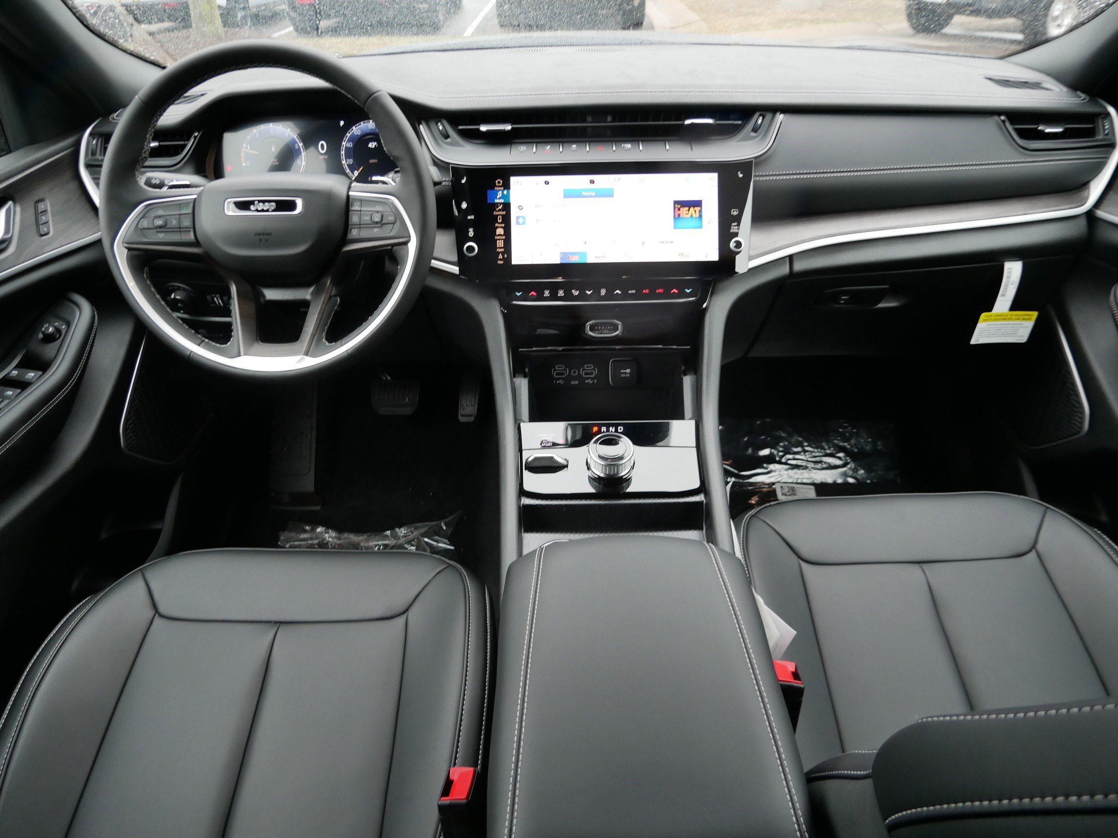 New 2026 Jeep Grand Cherokee L Limited AWD/4WD image 12