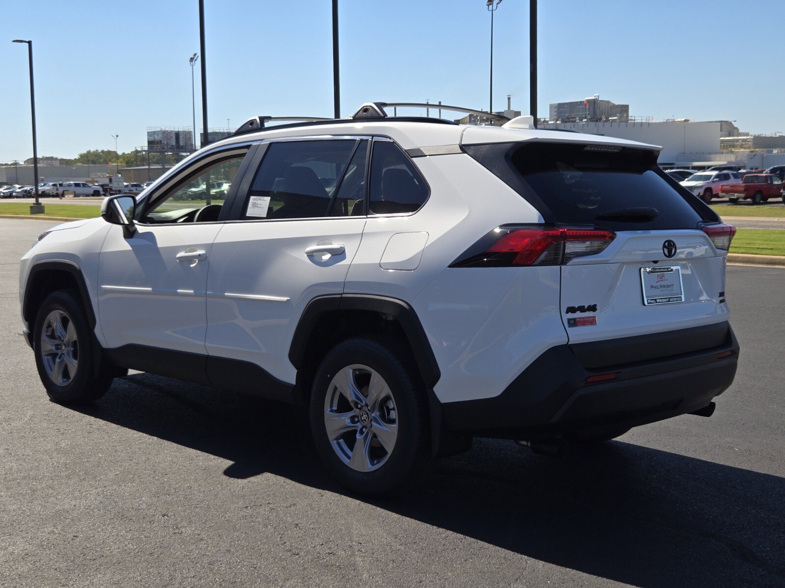 New 2025 Toyota RAV4 XLE image 5