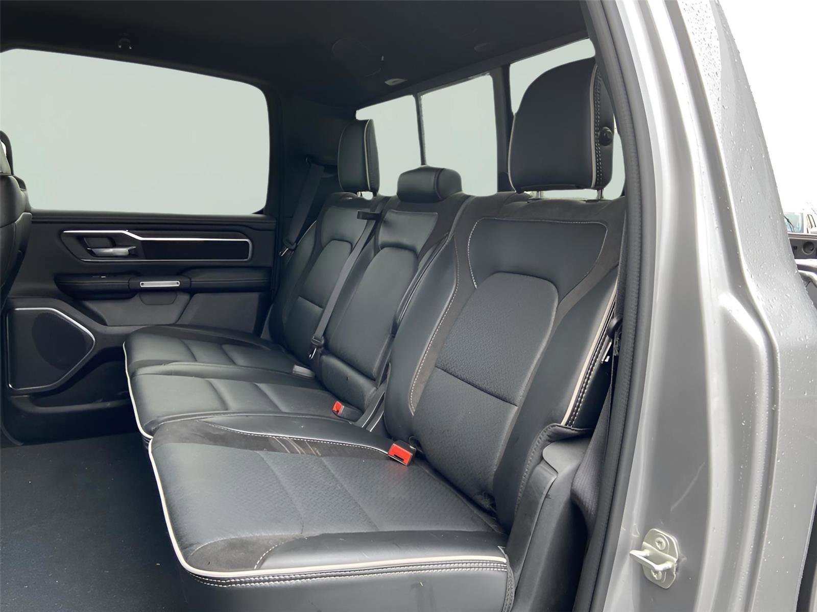 Used 2025 RAM 1500 Laramie image 20