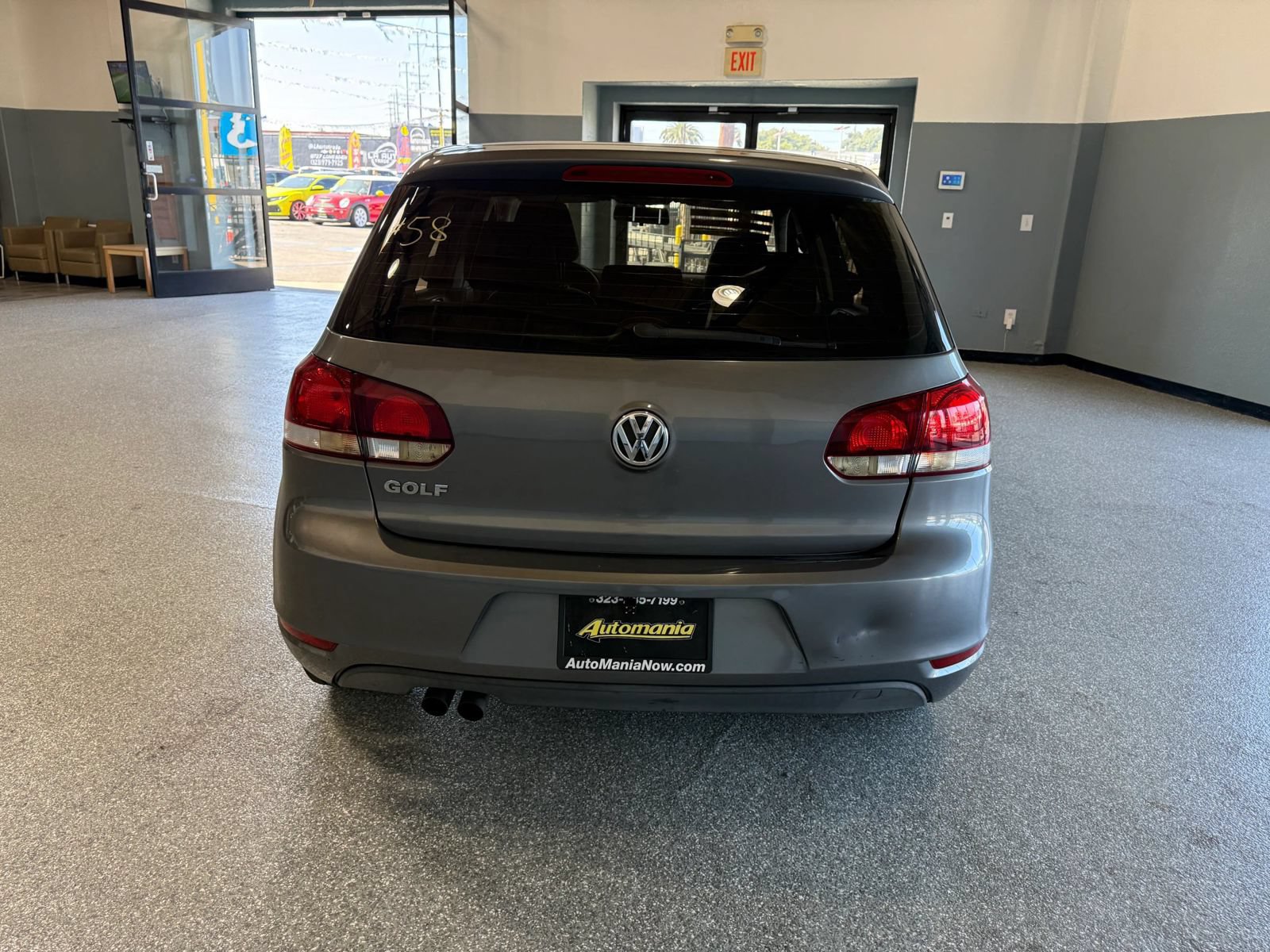 Used 2012 Volkswagen Golf 4-Door FWD image 6
