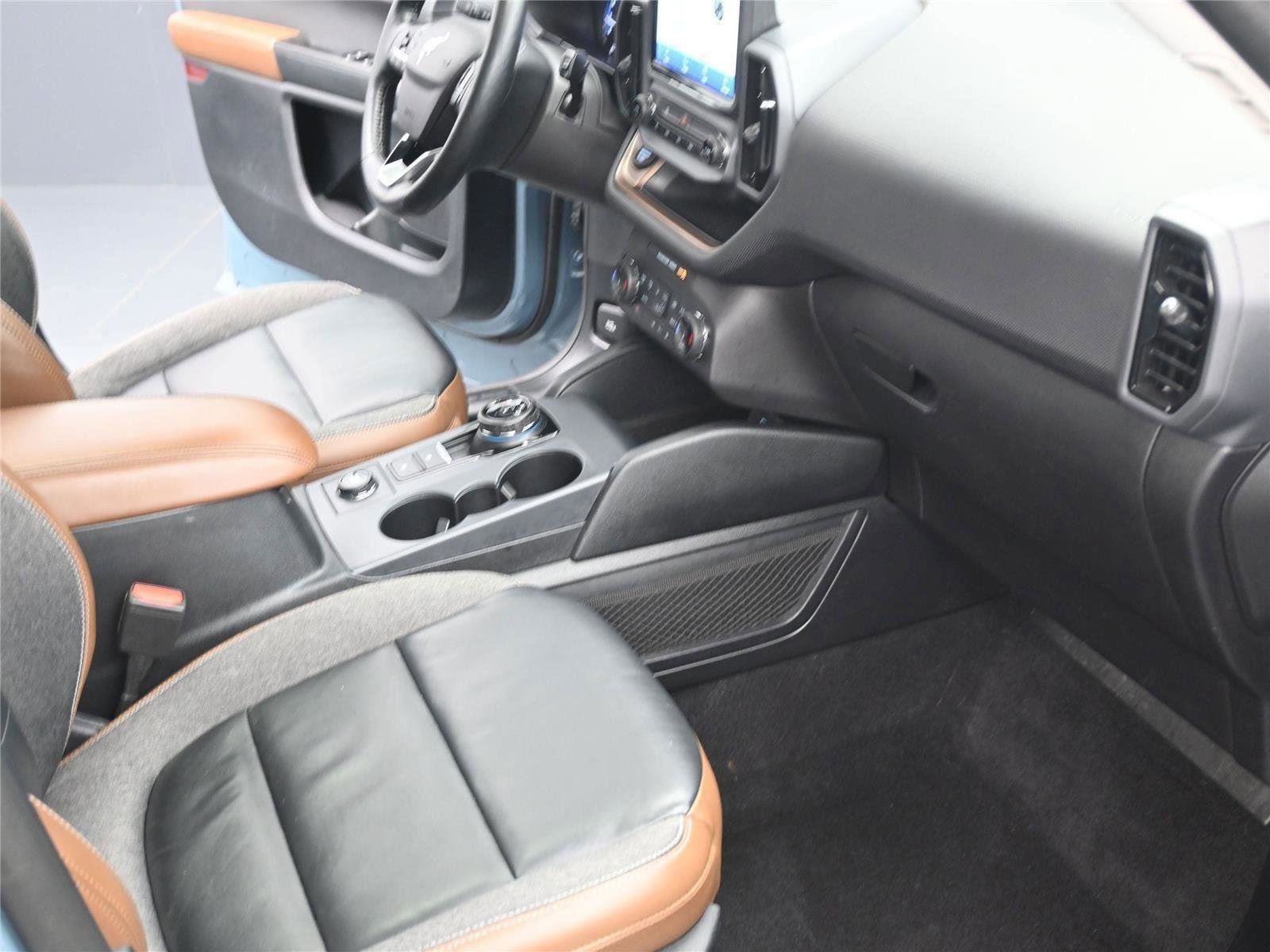 Used 2022 Ford Bronco Sport Outer Banks w/ Tech Package image 9