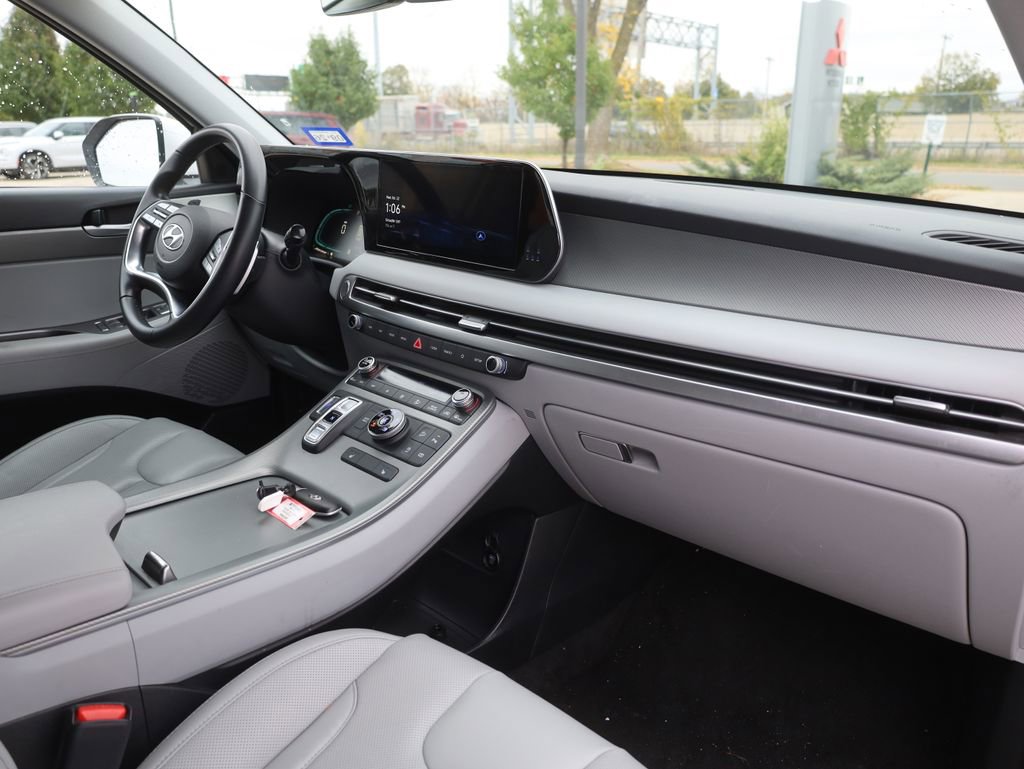 Used 2025 Hyundai Palisade SEL image 13
