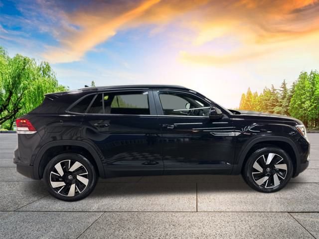 New 2025 Volkswagen Atlas Cross Sport SE image 3