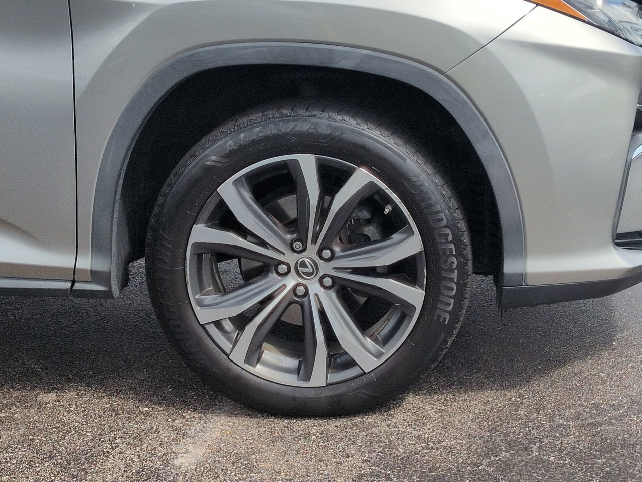 Used 2019 Lexus RX 350L FWD w/ Premium Package image 11