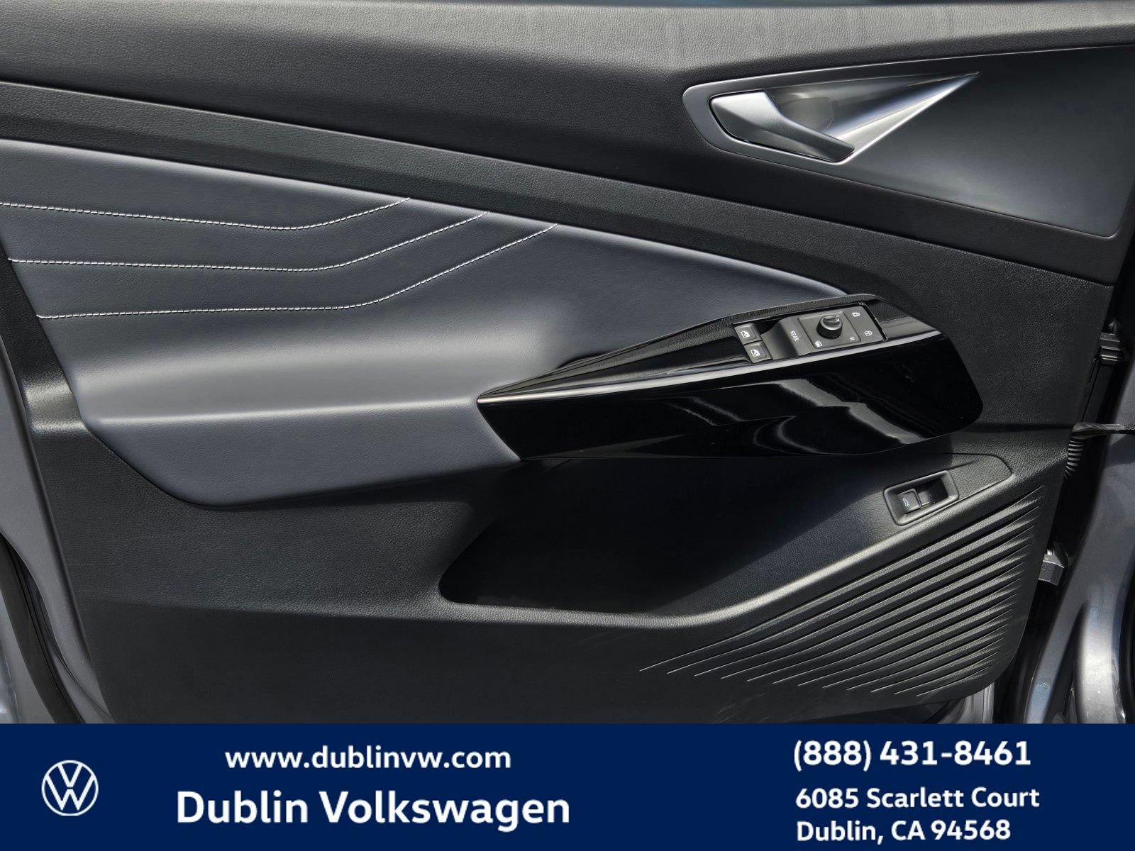 Certified 2023 Volkswagen ID.4 Pro S AWD/4WD image 10