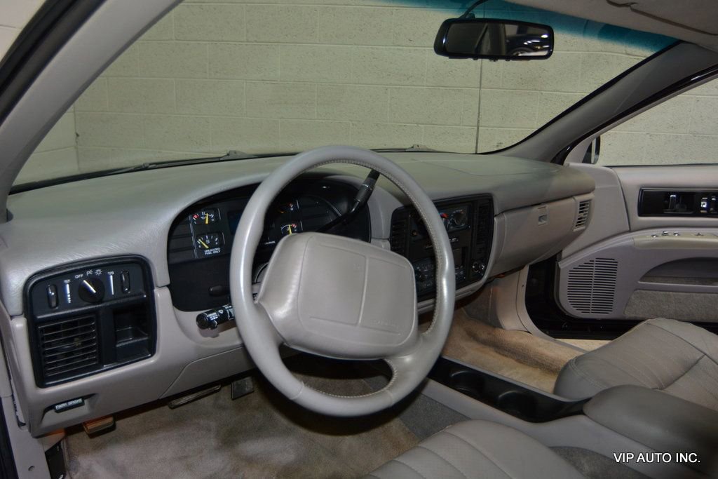 Used 1995 Chevrolet Impala Sedan image 11
