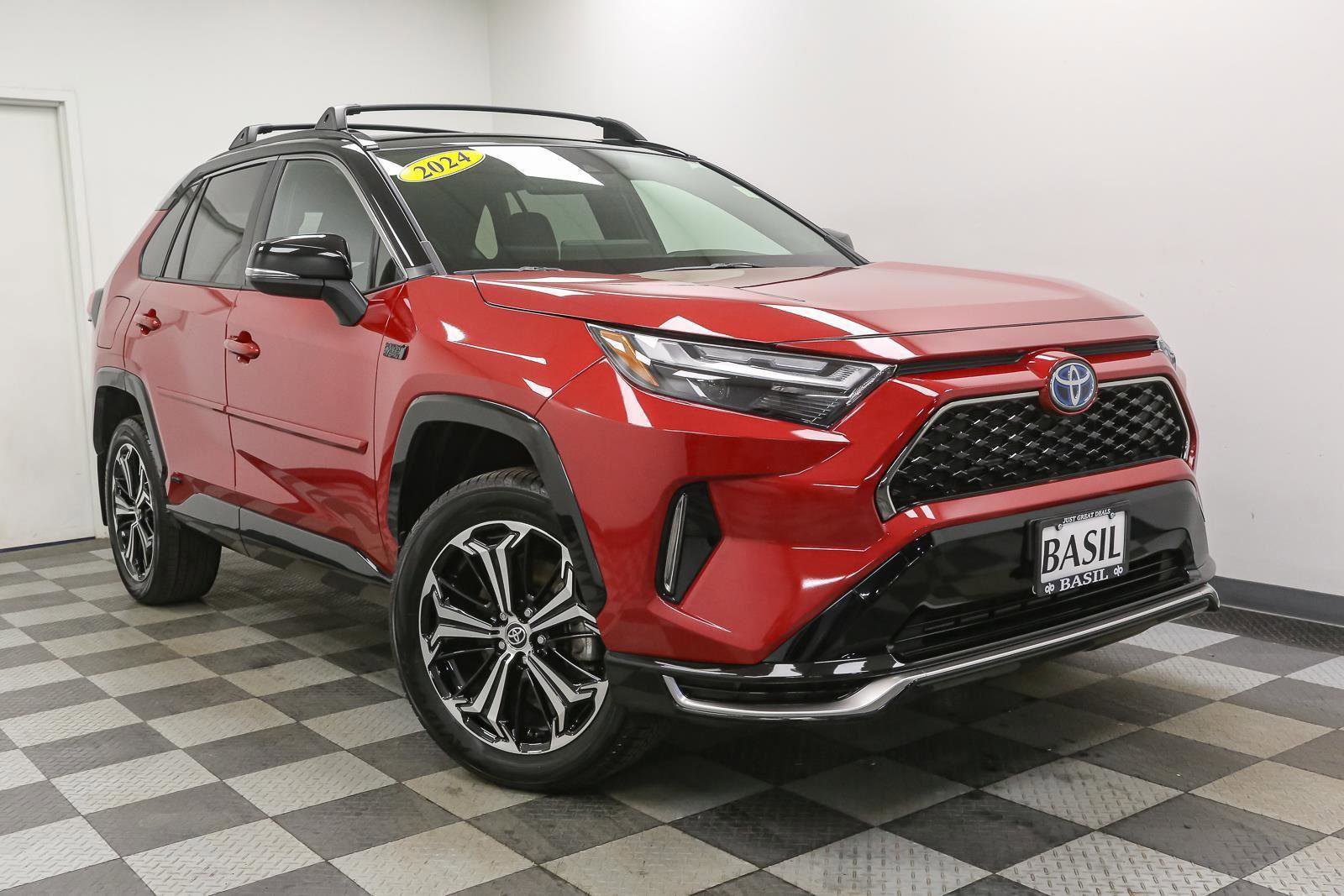 Used 2024 Toyota RAV4 XSE w/ Weather Package image 2