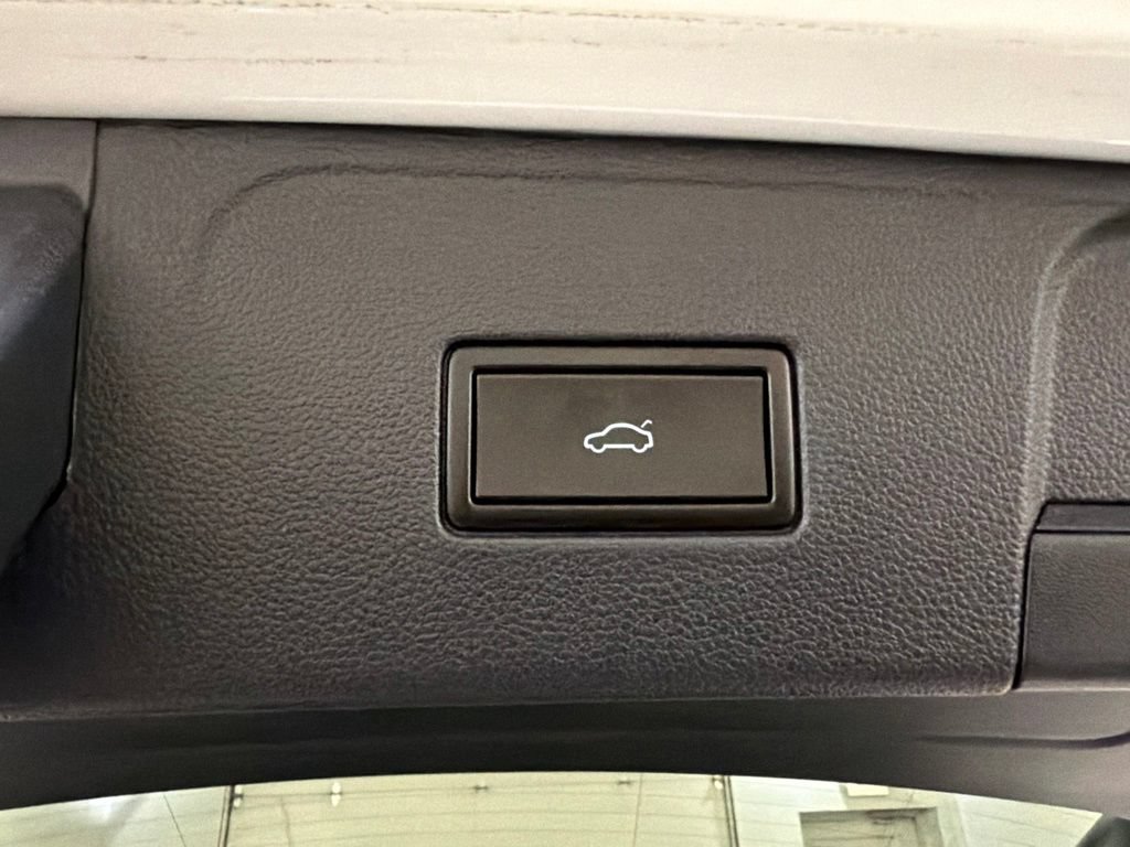 Used 2019 Volkswagen Atlas SEL Premium AWD/4WD image 35