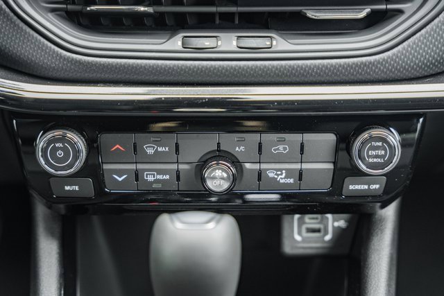 New 2026 Jeep Compass Latitude image 23