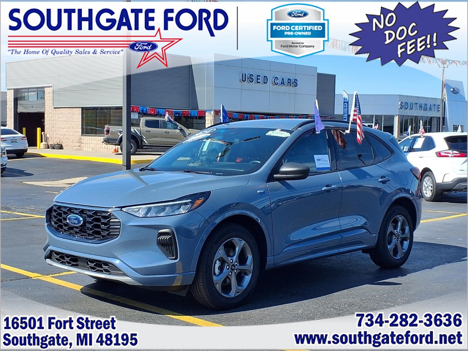 Used 2024 Ford Escape ST-Line w/ Tech Pack #1 AWD/4WD image 1