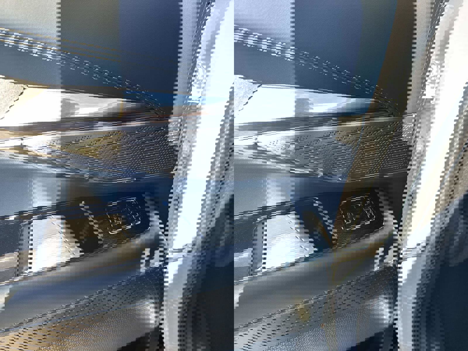 New 2026 Cadillac Escalade IQL Luxury image 13