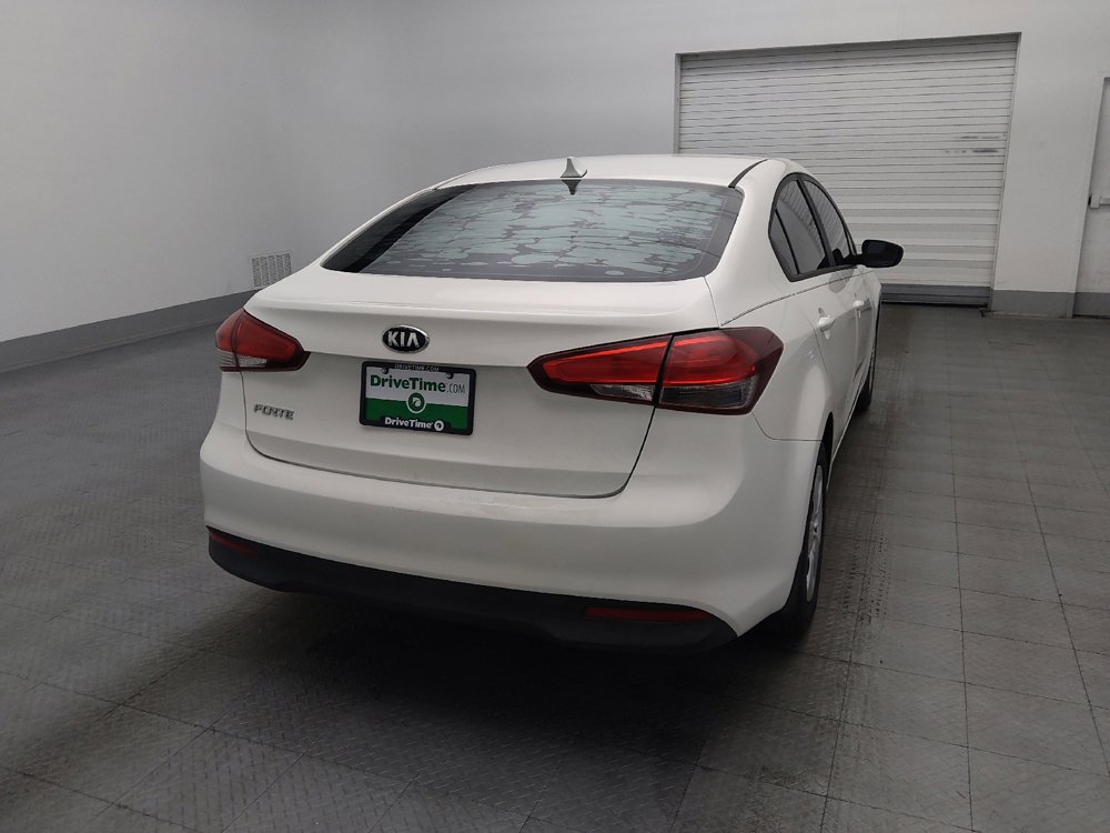 Used 2017 Kia Forte LX FWD image 7