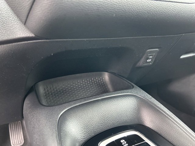 Used 2024 Toyota Corolla LE image 23