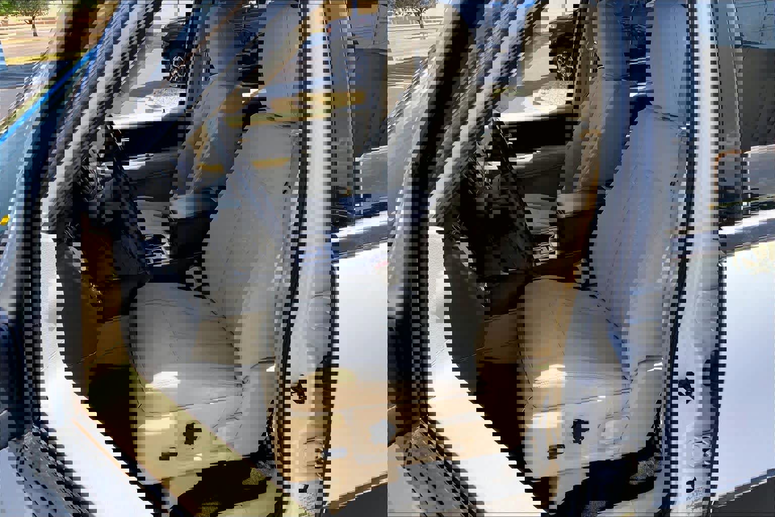 Used 2017 Ford Expedition EL XL w/ Equipment Group 101A image 7