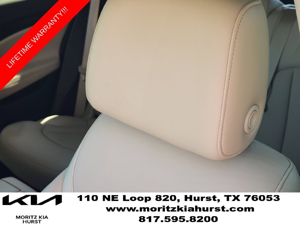 Used 2019 Buick Envision Essence FWD image 20
