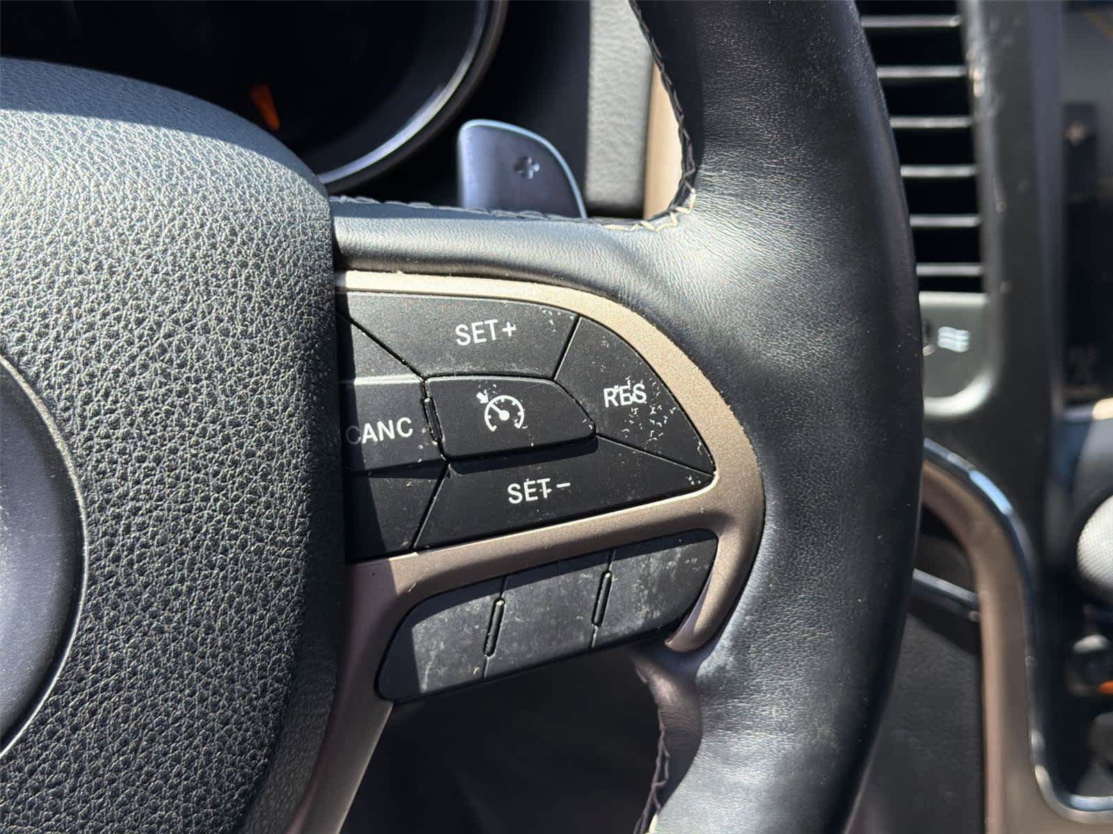 Used 2017 Jeep Grand Cherokee Limited RWD image 35