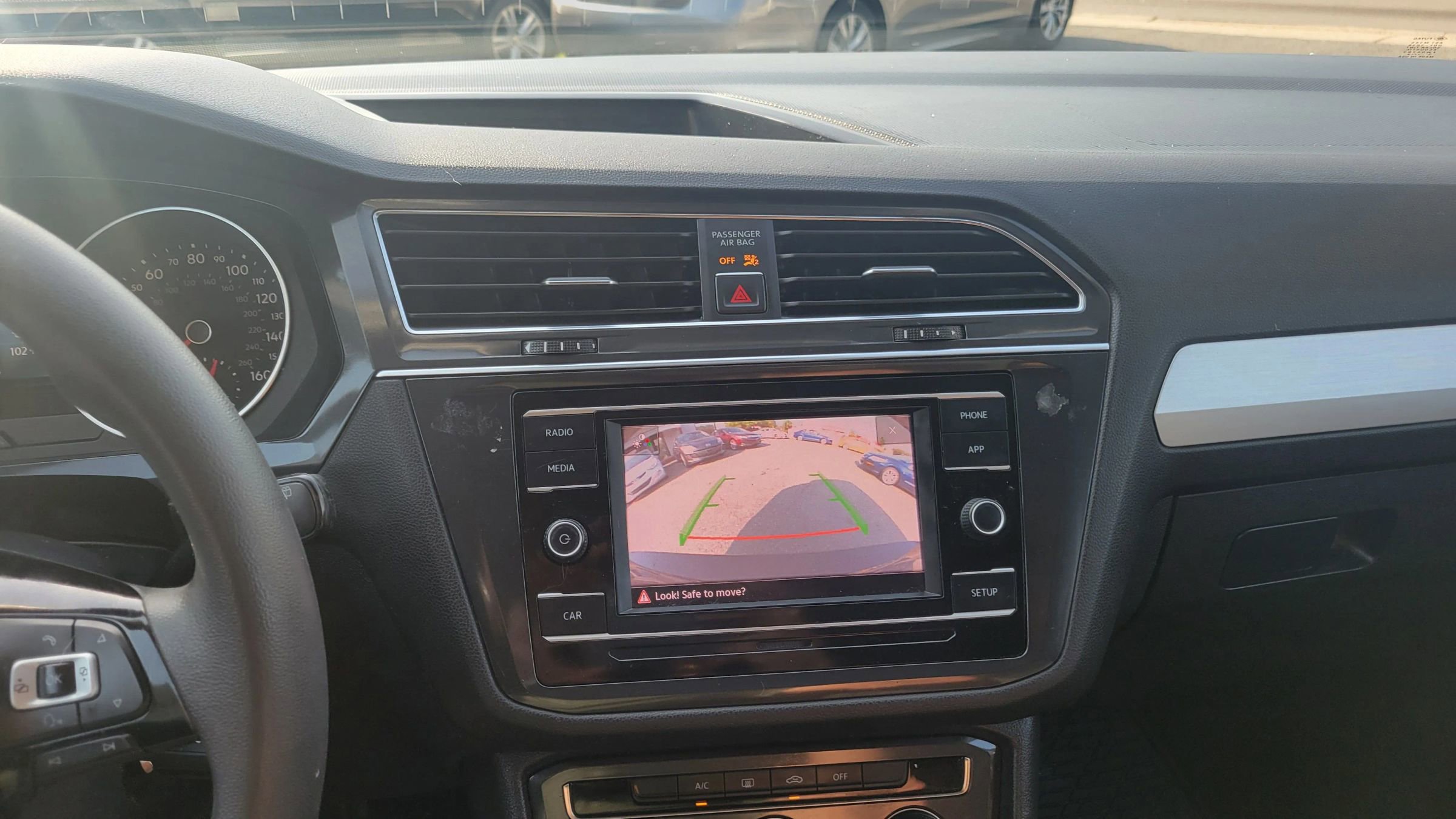 Used 2018 Volkswagen Tiguan S image 13