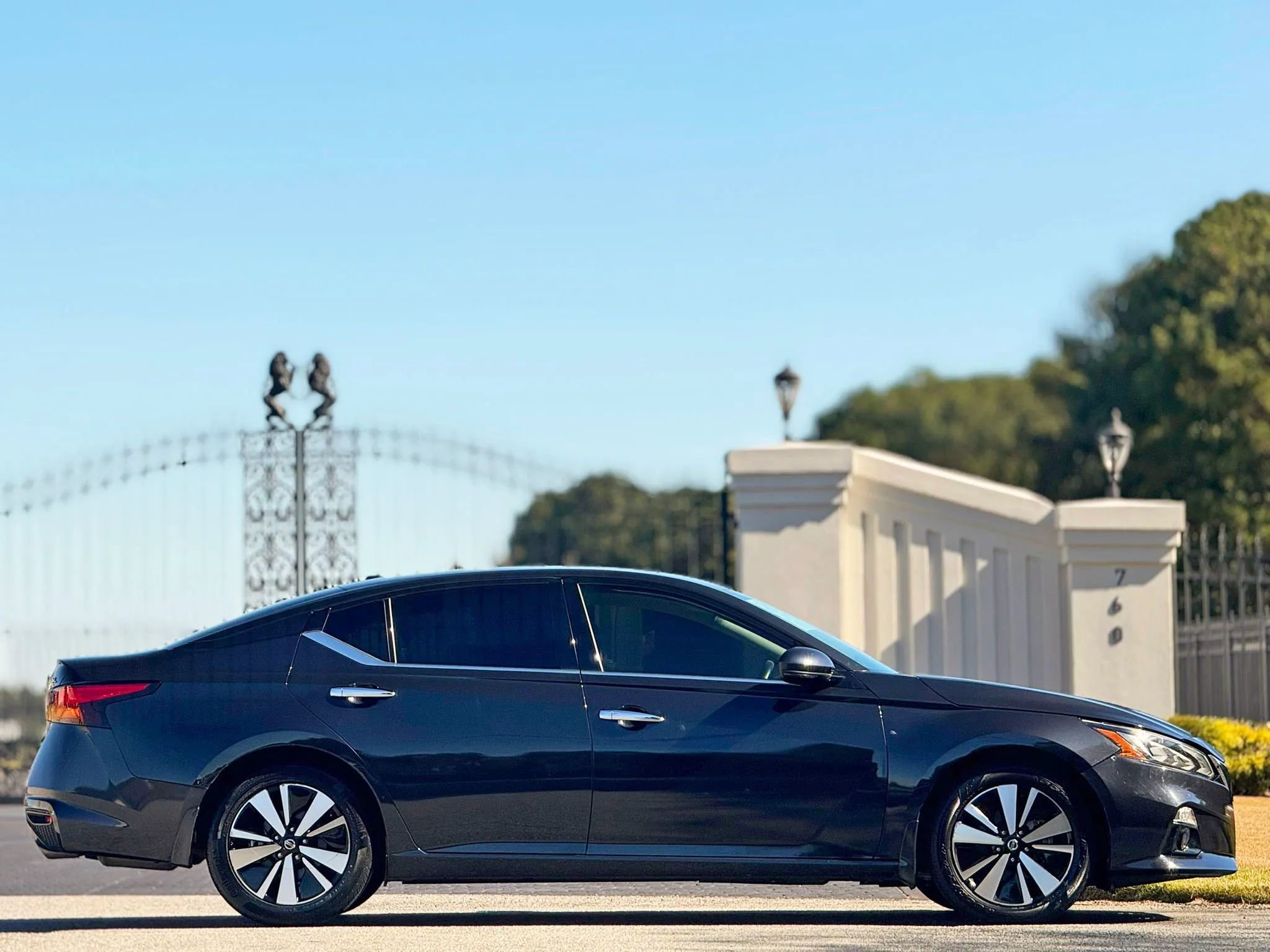 Used 2021 Nissan Altima 2.5 SL image 6