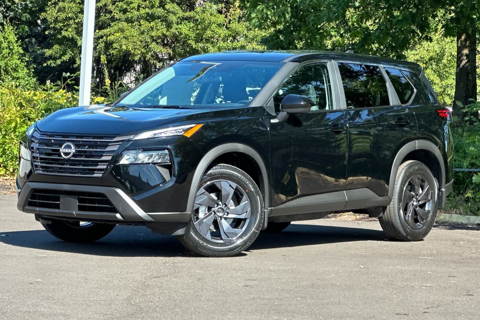 New 2026 Nissan Rogue SV AWD/4WD image 1