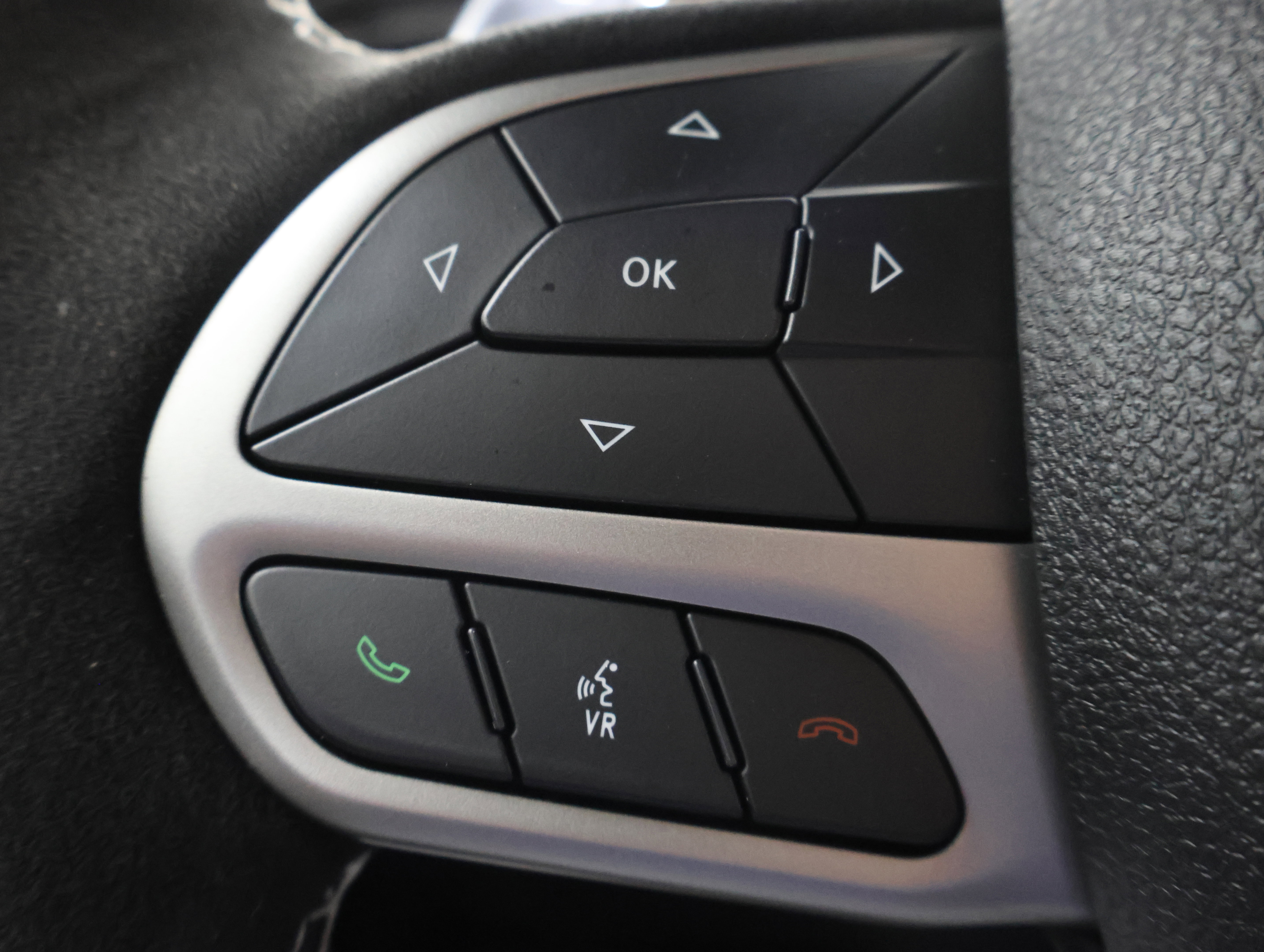 Used 2020 Dodge Challenger SRT Hellcat RWD image 15