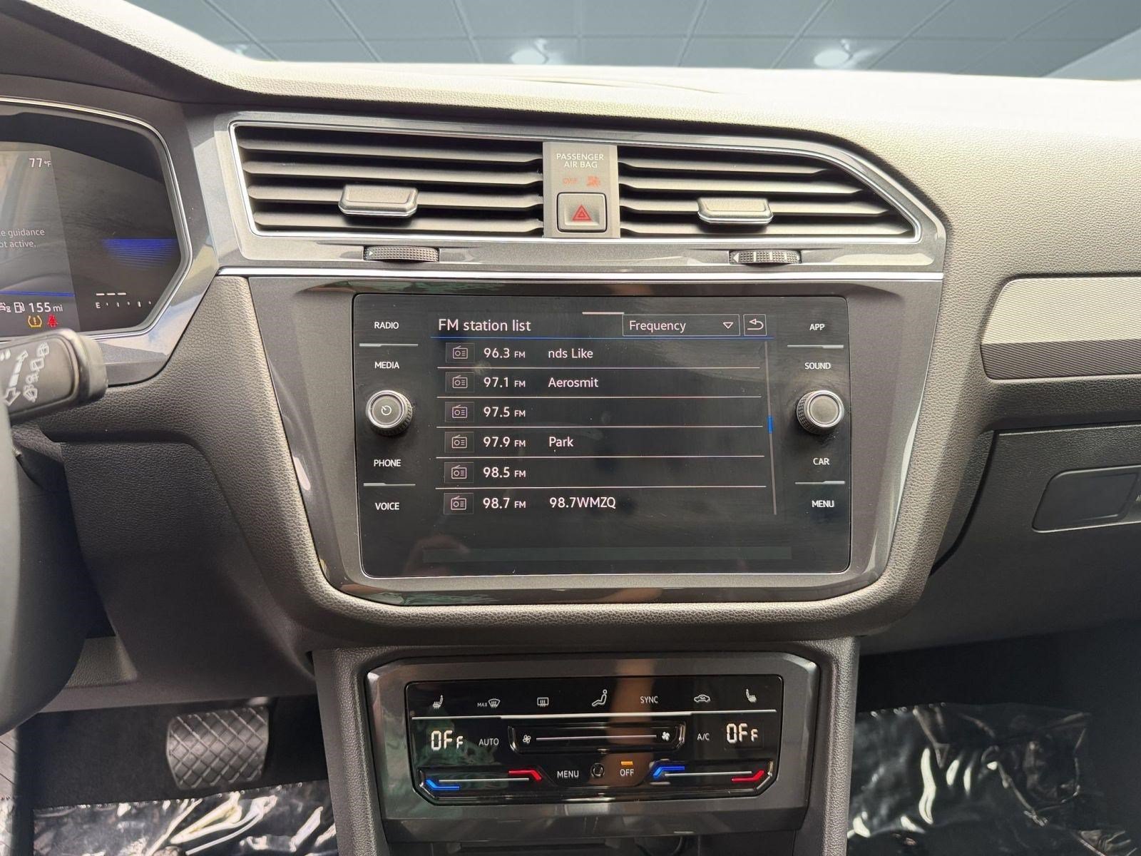 Used 2023 Volkswagen Tiguan SE FWD image 18