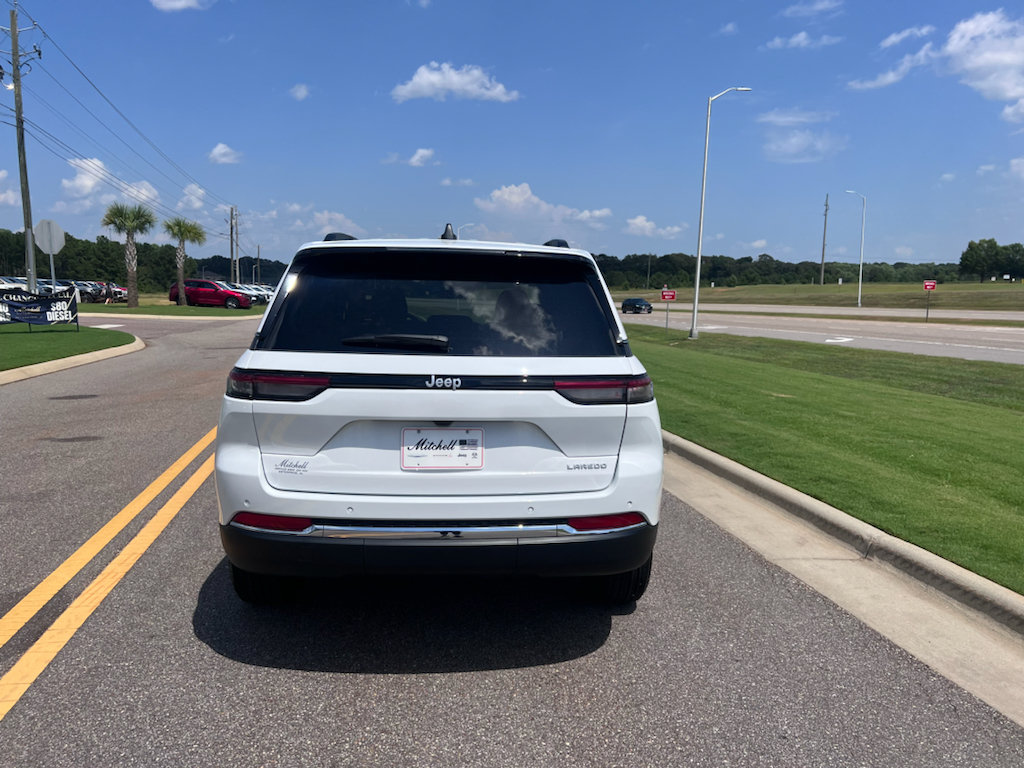 New 2026 Jeep Grand Cherokee 2WD image 5