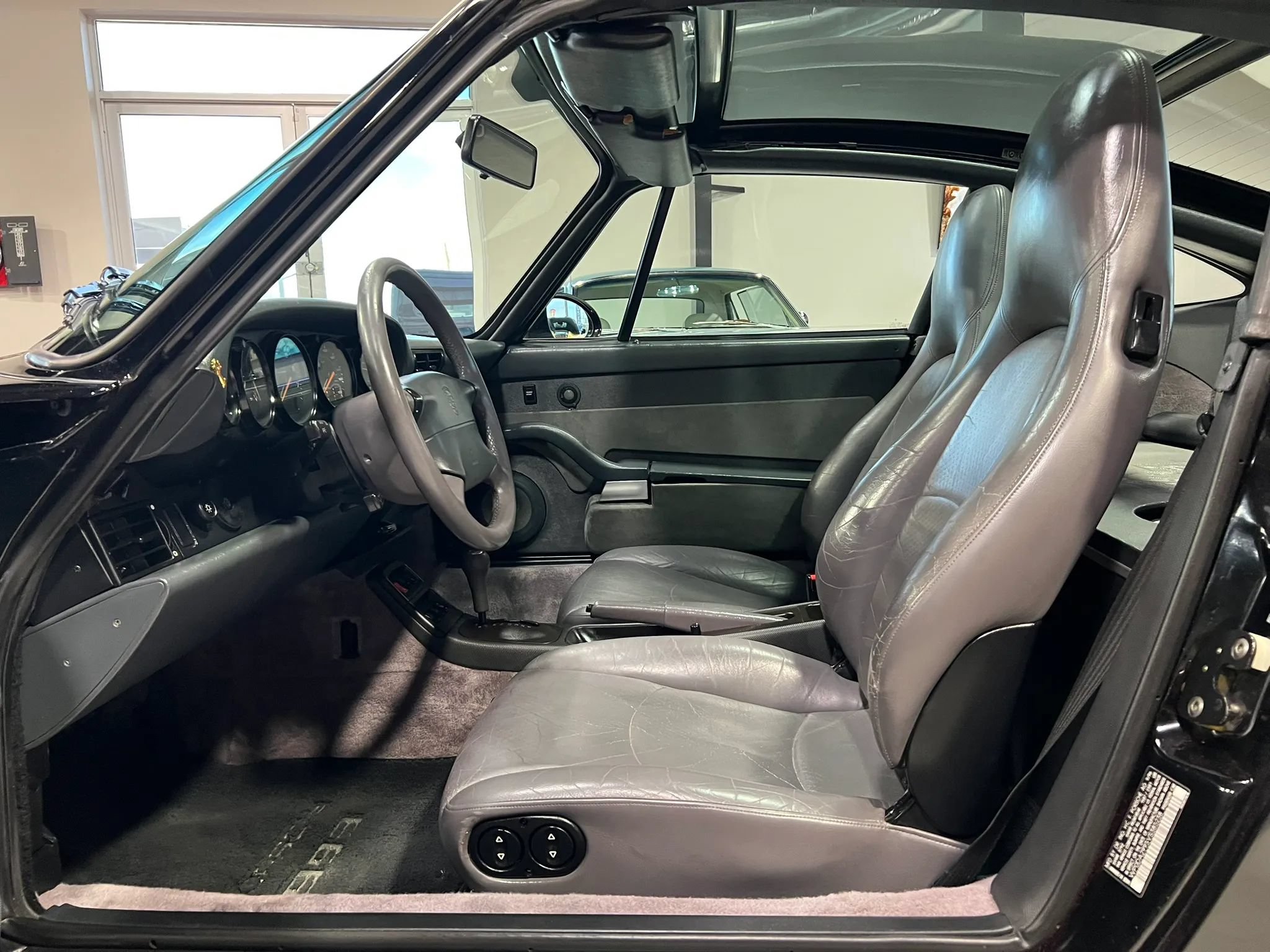 Used 1997 Porsche 911 Targa RWD image 13