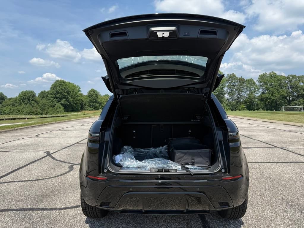 New 2026 Land Rover Range Rover Evoque Dynamic SE image 8