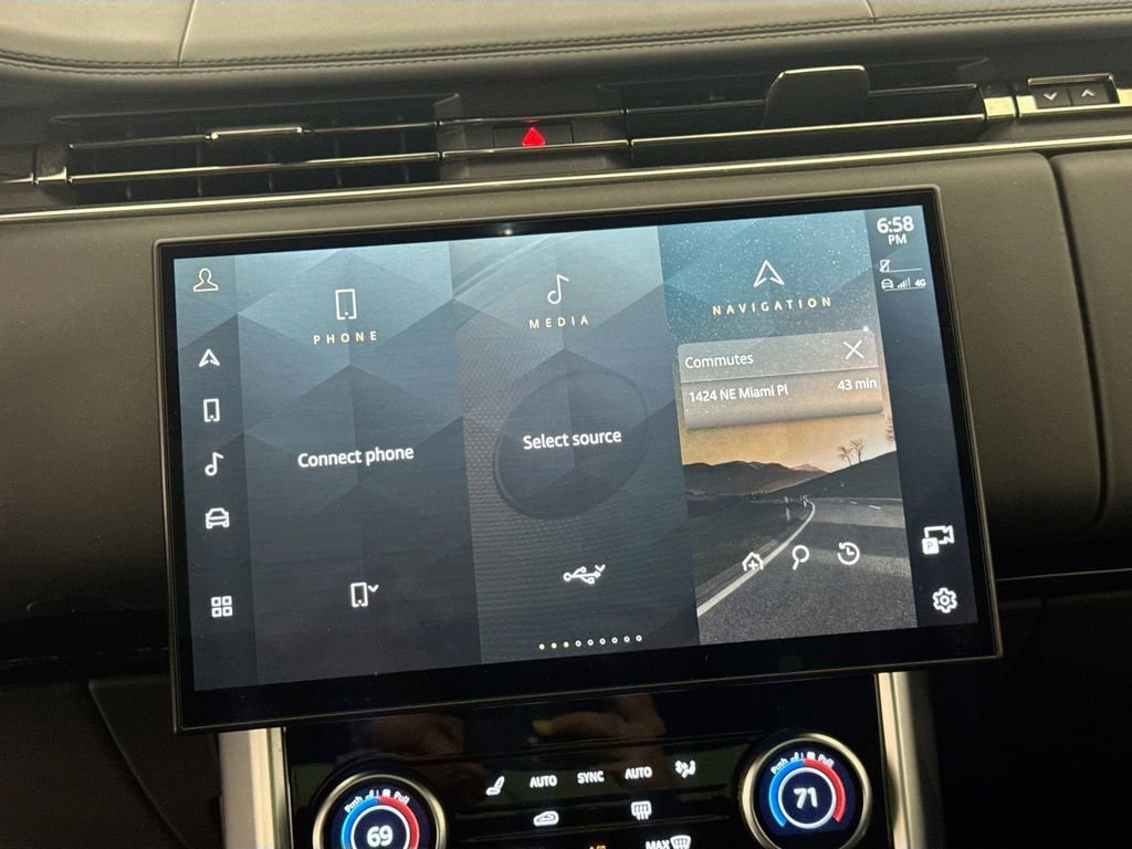 Certified 2023 Land Rover Range Rover SE AWD/4WD image 15