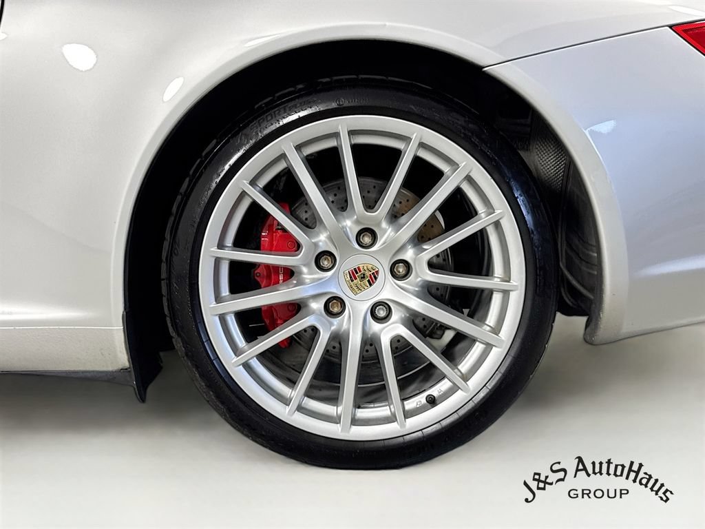 Used 2005 Porsche 911 Carrera S RWD image 40