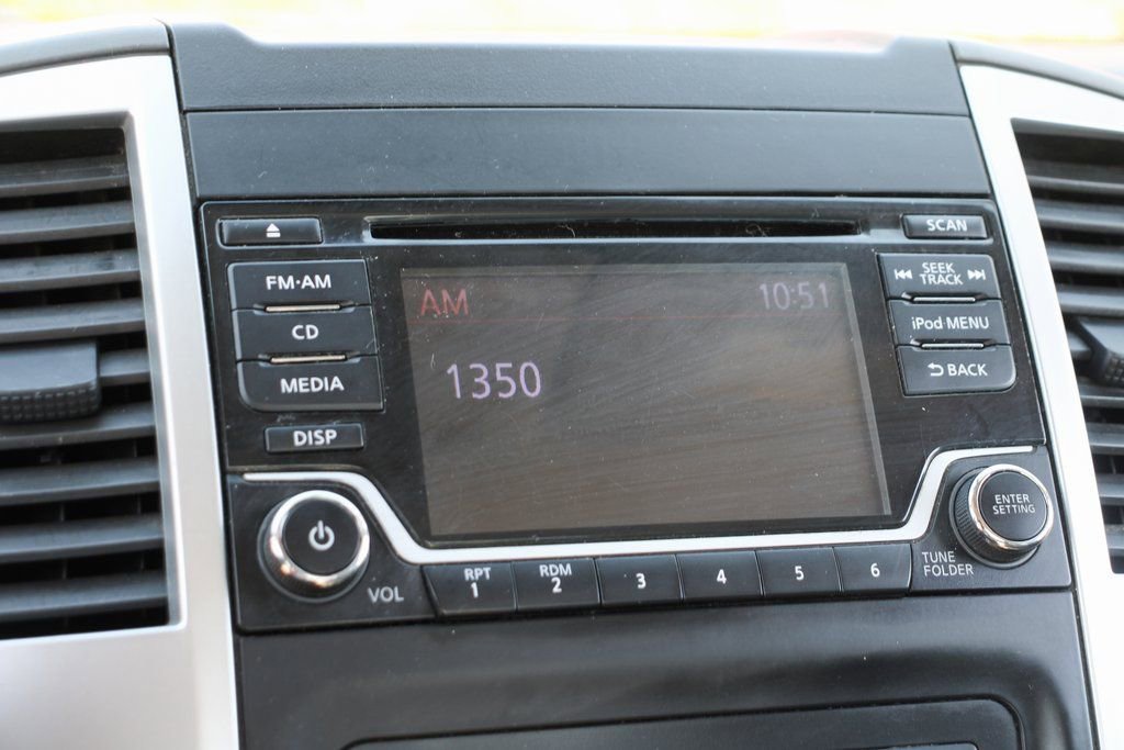 Used 2017 Nissan Frontier S image 25