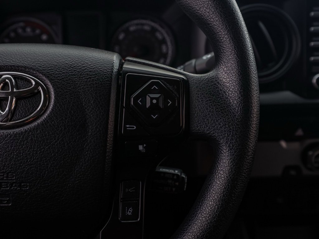 Used 2022 Toyota Tacoma SR image 29