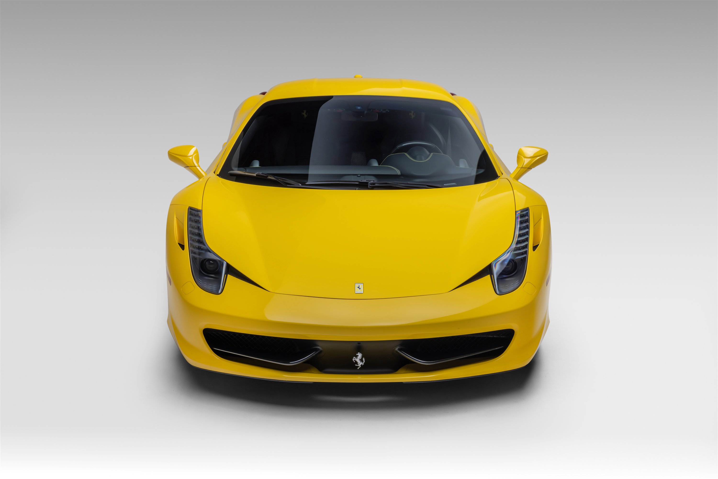 Used 2012 Ferrari 458 Italia Coupe image 6