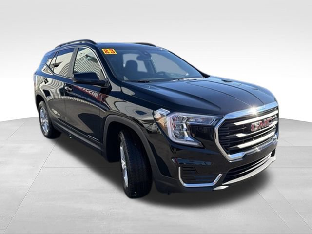 Certified 2023 GMC Terrain SLE w/ Driver Convenience Package AWD/4WD image 7