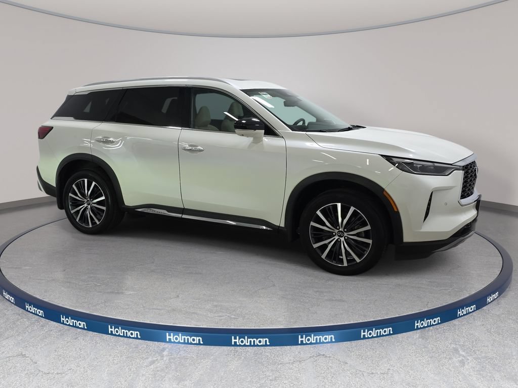 Certified 2023 INFINITI QX60 Sensory w/ Vision Package AWD/4WD image 3