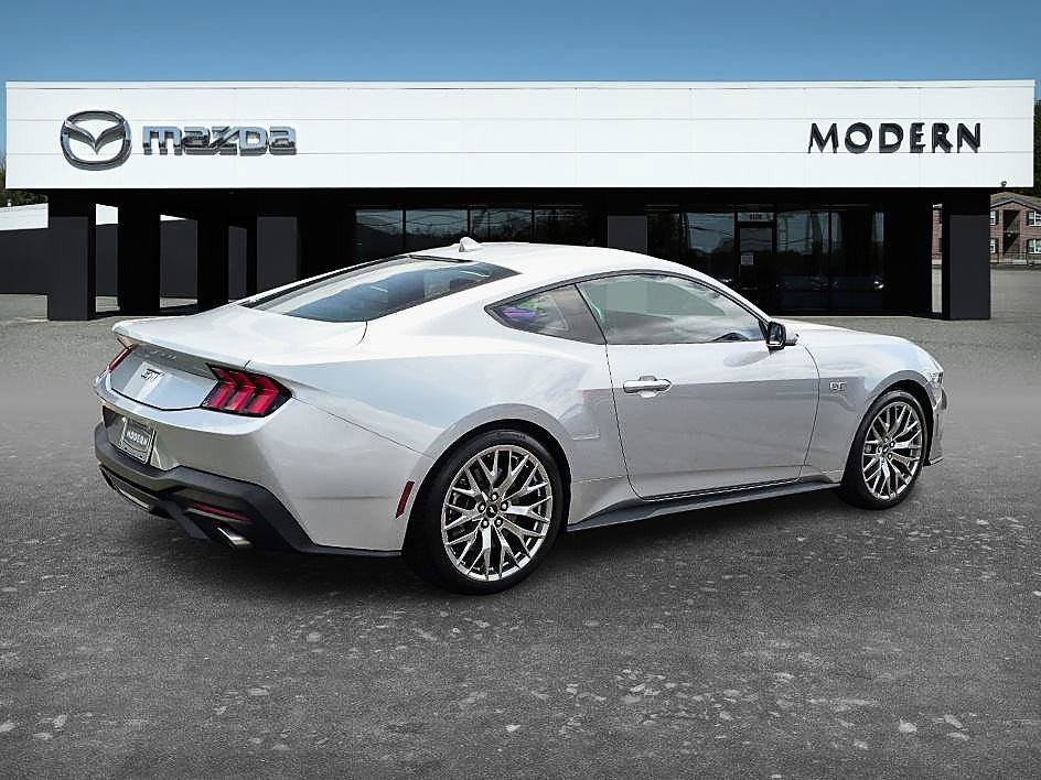 Used 2024 Ford Mustang GT Premium RWD image 5