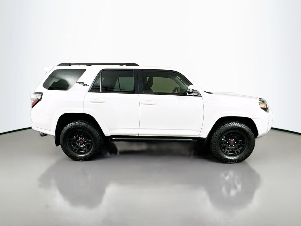 Certified 2023 Toyota 4Runner TRD Off-Road Premium AWD/4WD image 4