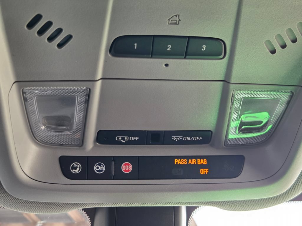 Used 2019 Chevrolet Equinox LT FWD image 14